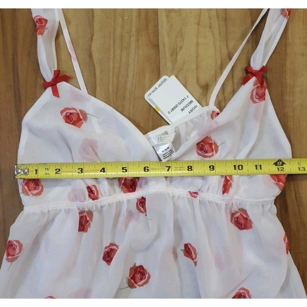 Flora‎ By Flora Nikrooz Chemise Lingerie Nightgown and Robe Size Medium Peignoir